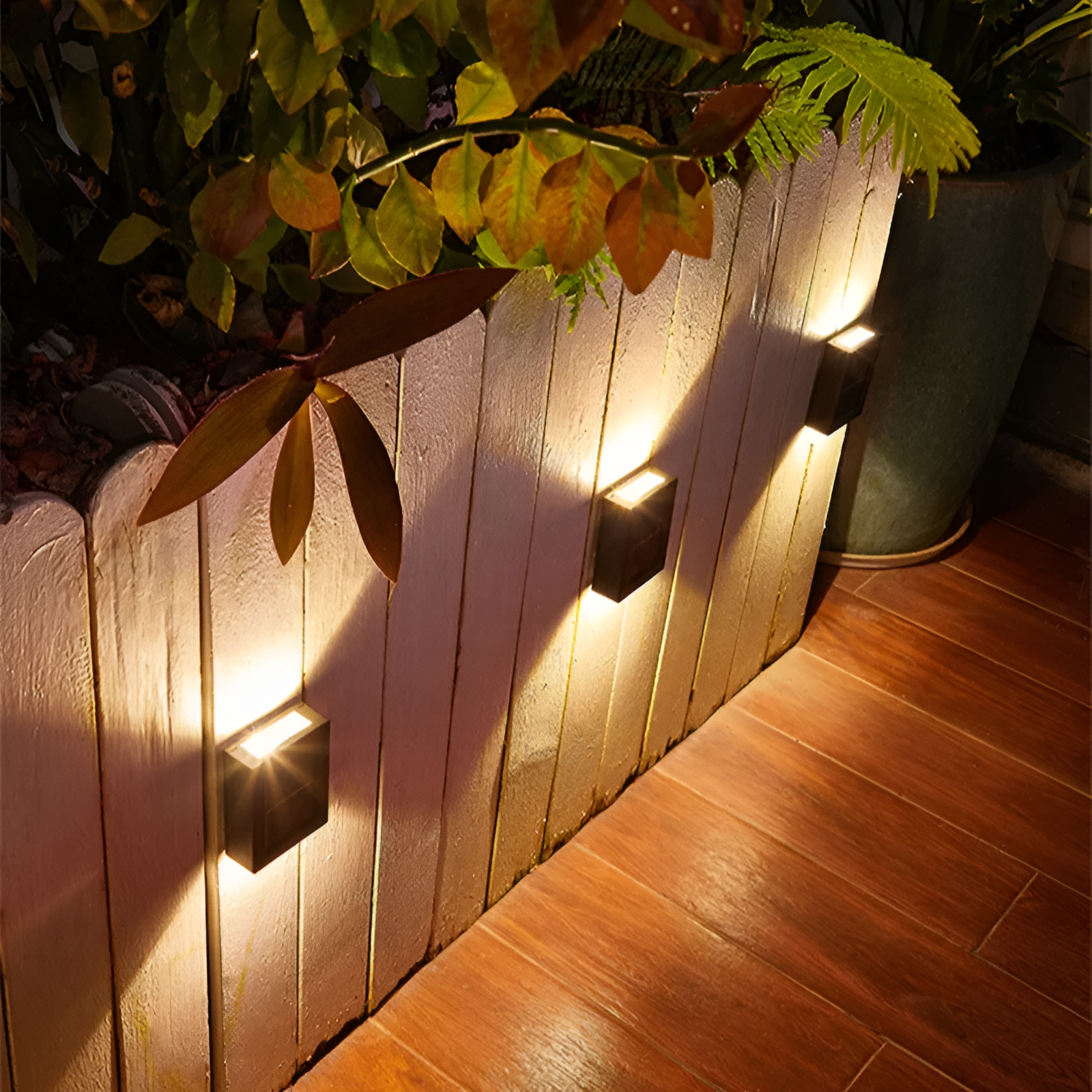Stylish Solar Garden Lights with IP65 Waterproof Design | Modern Outdoor Wall Lighting for Ambiance 8