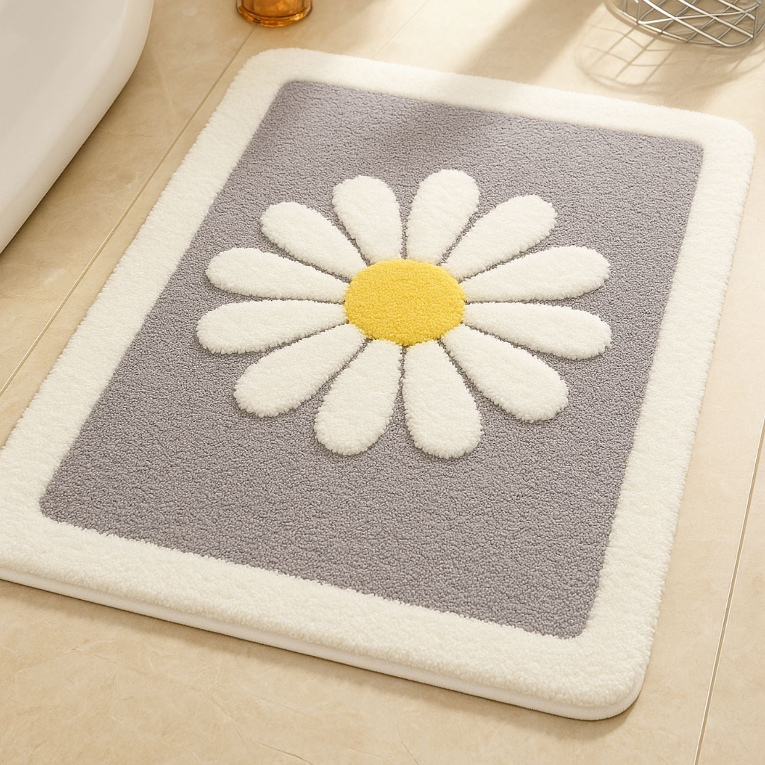 Charming Daisy Bloom | Non-Slip Bath Mat with Soft Microfibre | Plush Comfort for Cozy Spaces 2