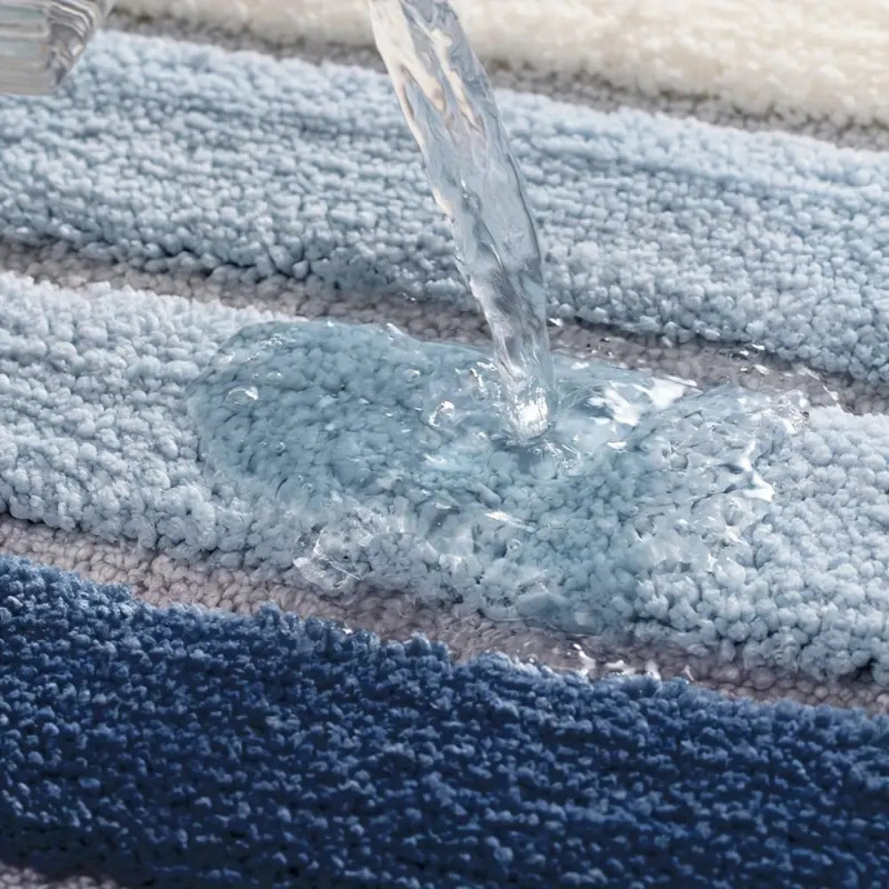 Lumiére | Non-Slip Bath Mat with Ultra-Soft Microfiber for Comfort | Elegant Striped Design for Safety and Style 7