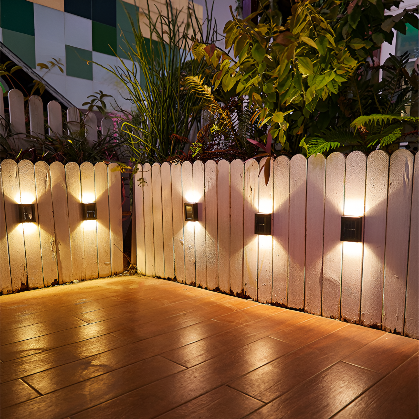 Stylish Solar Garden Lights with IP65 Waterproof Design | Modern Outdoor Wall Lighting for Ambiance 5